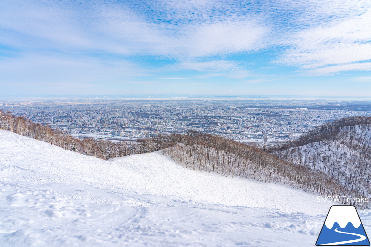 札幌藻岩山スキー場｜ふわっふわの粉雪シーズン到来！思いっきり多彩なコースを楽しみましょう！